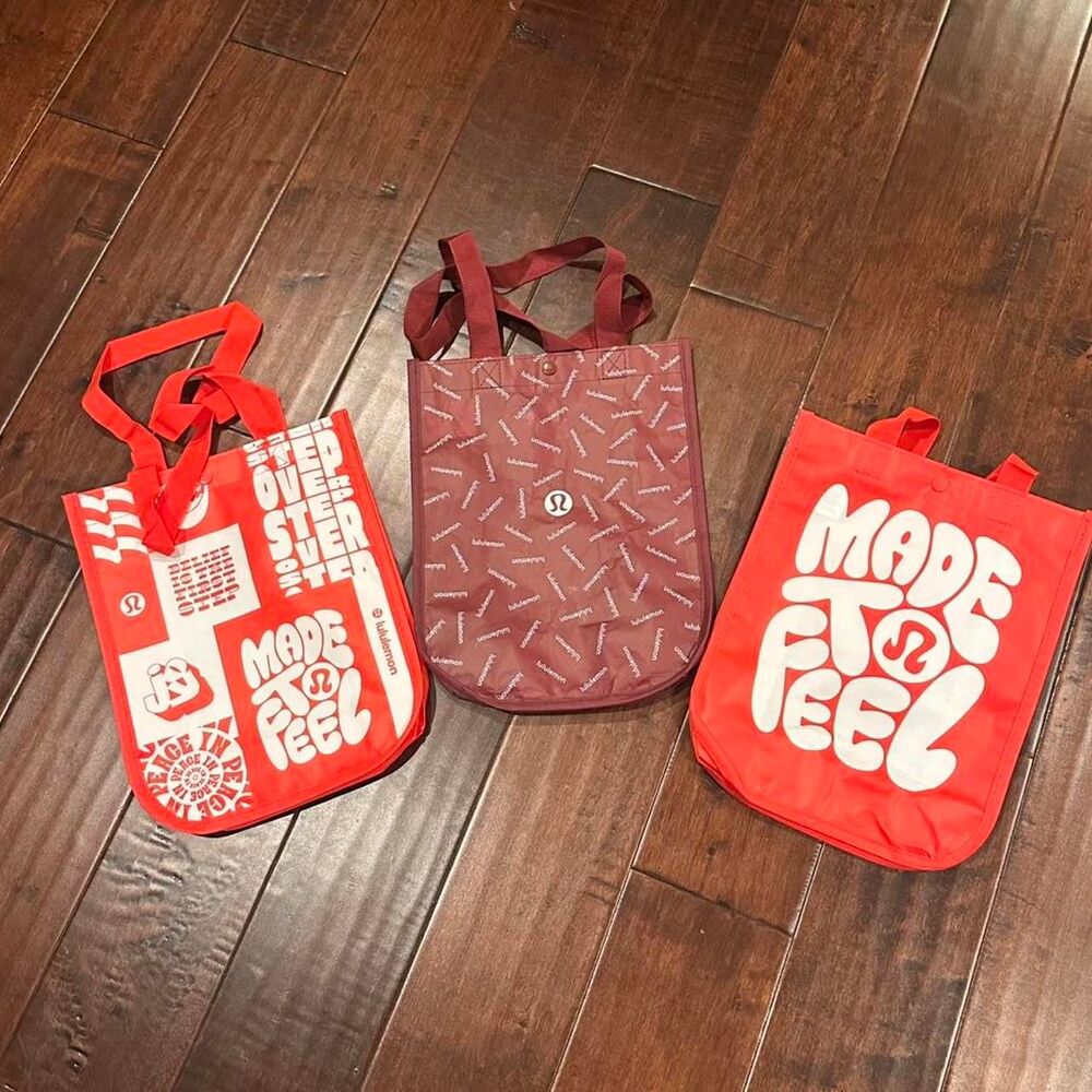 Lululemon Women's multi Bag